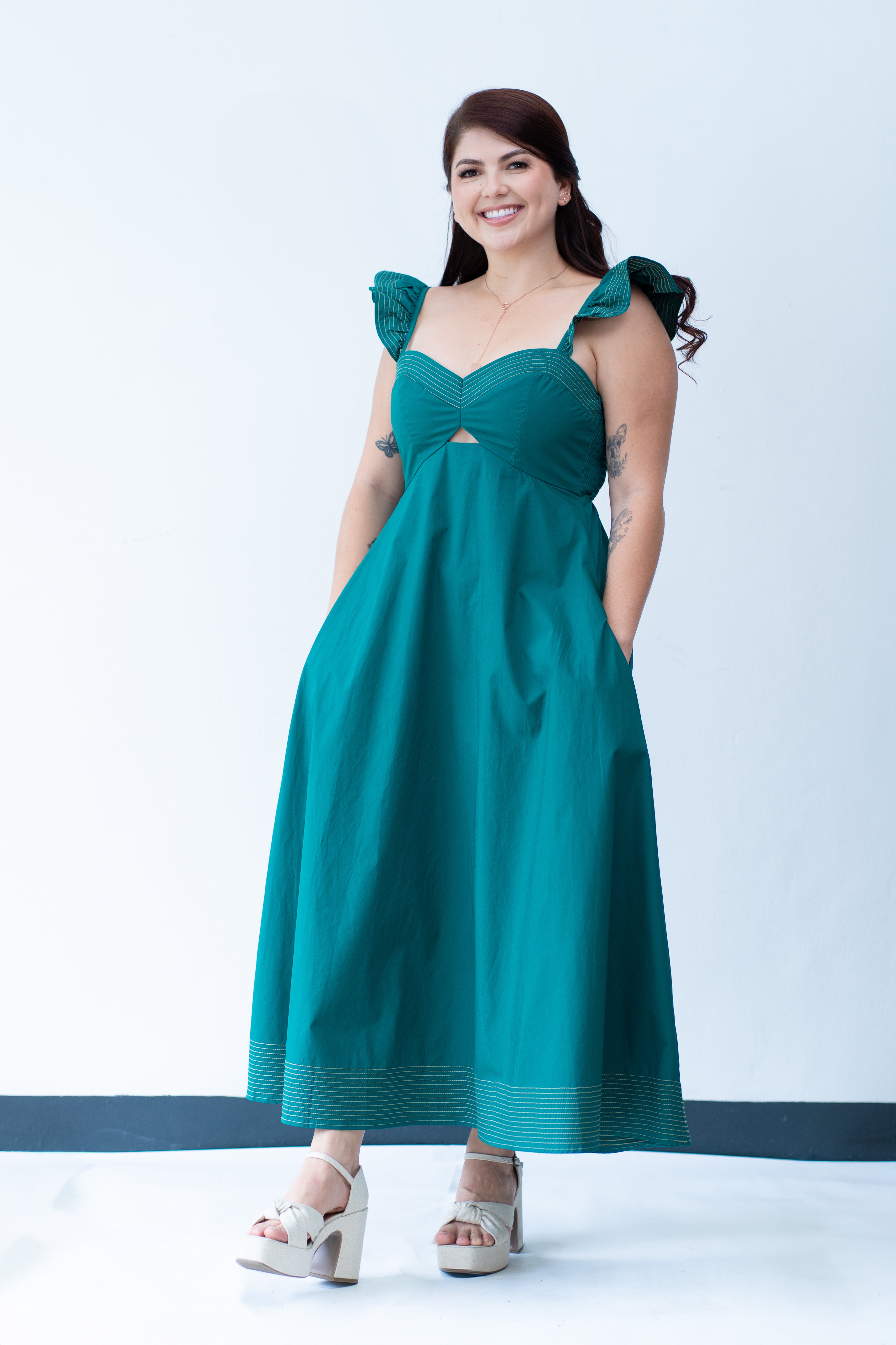 Vestido verde con escote corazón