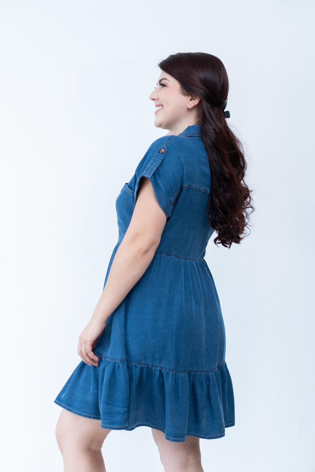 Vestido de mezclilla corto con manga corta