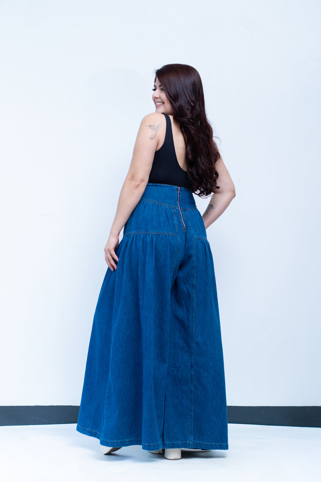 Pantalón tipo falda de mezclilla